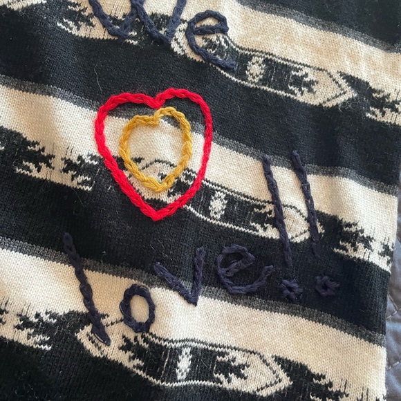 Desigual black and white striped sweater - we love!! Embroidered on hip - Picture 3 of 4